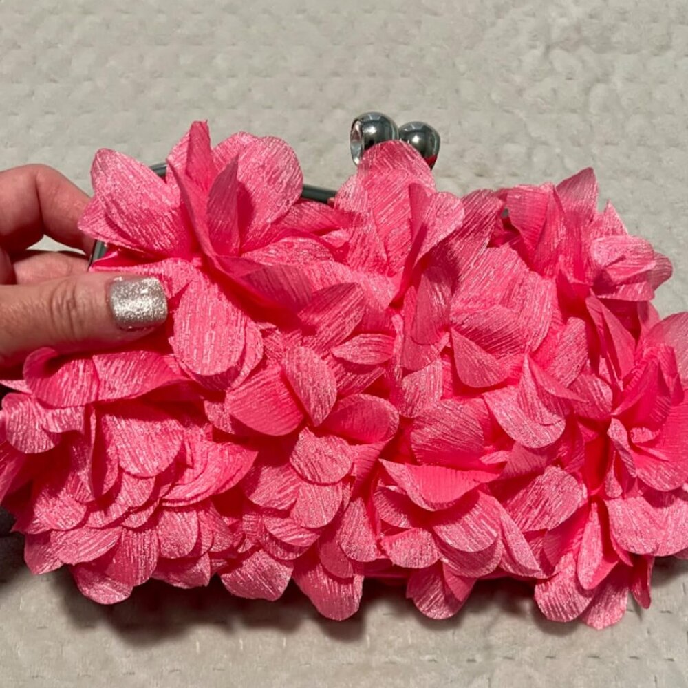 Neiman Marcus Floral Pink Petal Elegant Evening Purse - Picture 5 of 5